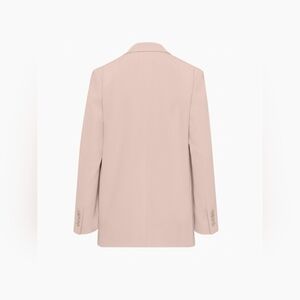 the one button blazer